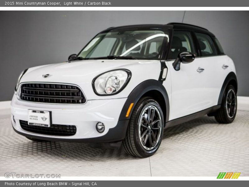 Light White / Carbon Black 2015 Mini Countryman Cooper