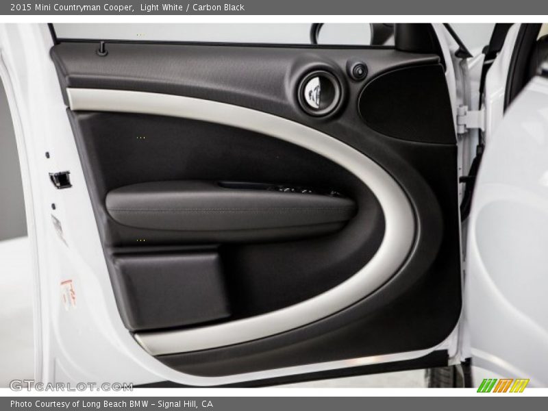 Light White / Carbon Black 2015 Mini Countryman Cooper