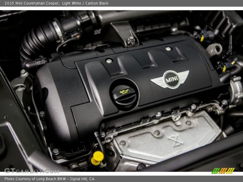 Light White / Carbon Black 2015 Mini Countryman Cooper