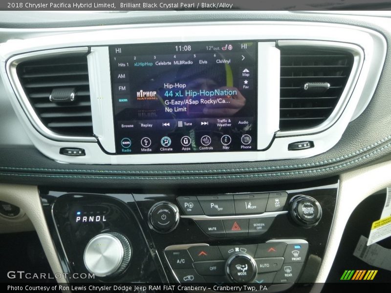 Brilliant Black Crystal Pearl / Black/Alloy 2018 Chrysler Pacifica Hybrid Limited