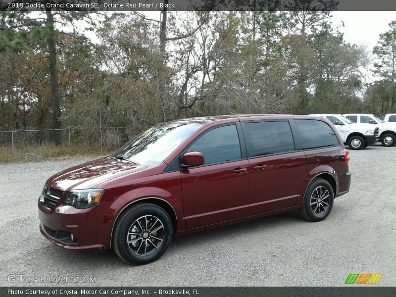 Octane Red Pearl / Black 2018 Dodge Grand Caravan SE