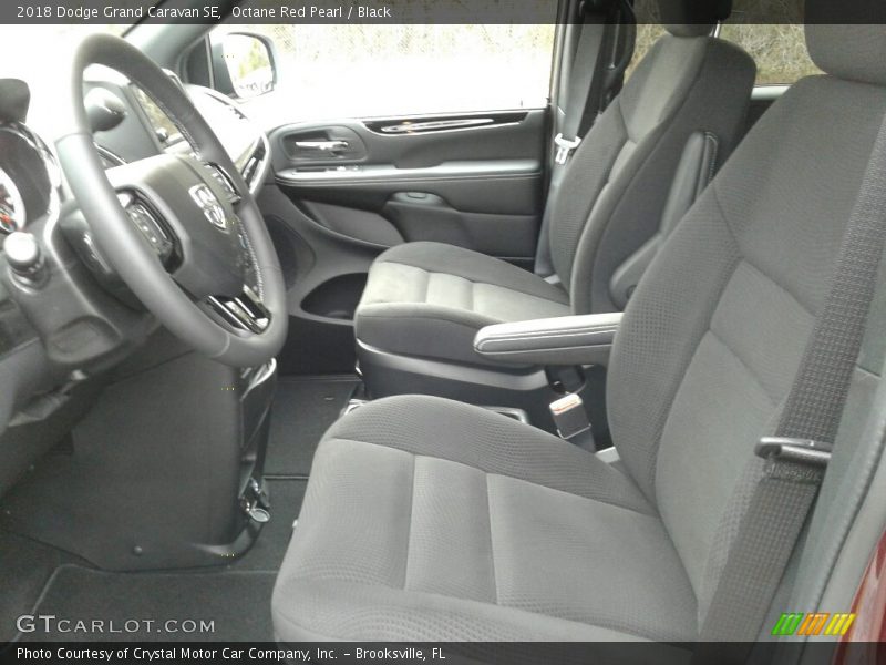 Octane Red Pearl / Black 2018 Dodge Grand Caravan SE