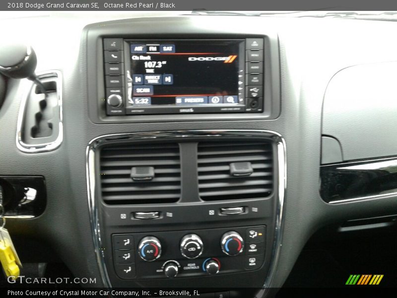 Octane Red Pearl / Black 2018 Dodge Grand Caravan SE