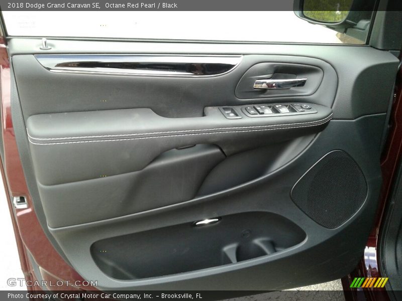 Octane Red Pearl / Black 2018 Dodge Grand Caravan SE