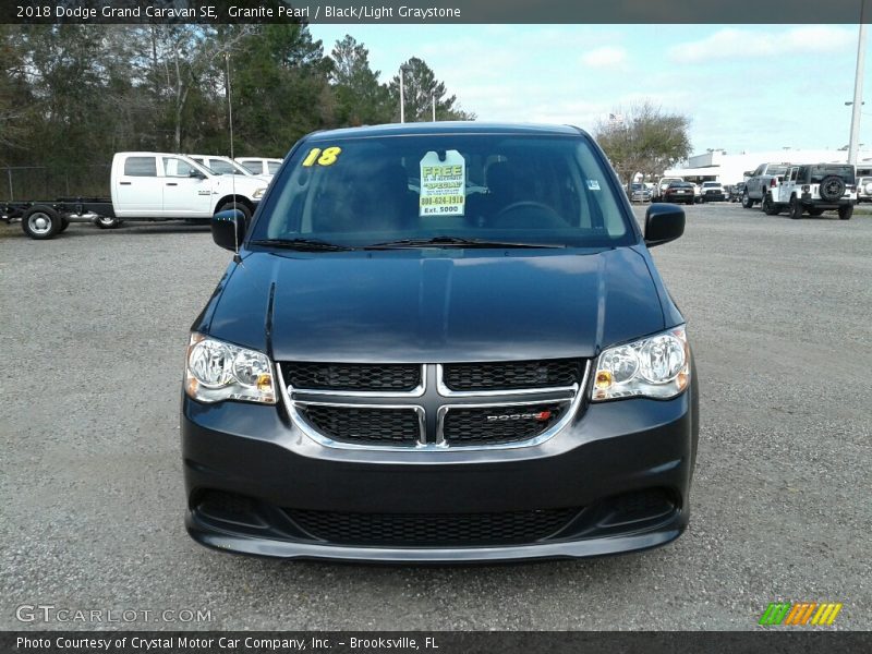 Granite Pearl / Black/Light Graystone 2018 Dodge Grand Caravan SE