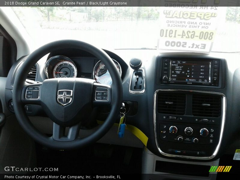 Granite Pearl / Black/Light Graystone 2018 Dodge Grand Caravan SE
