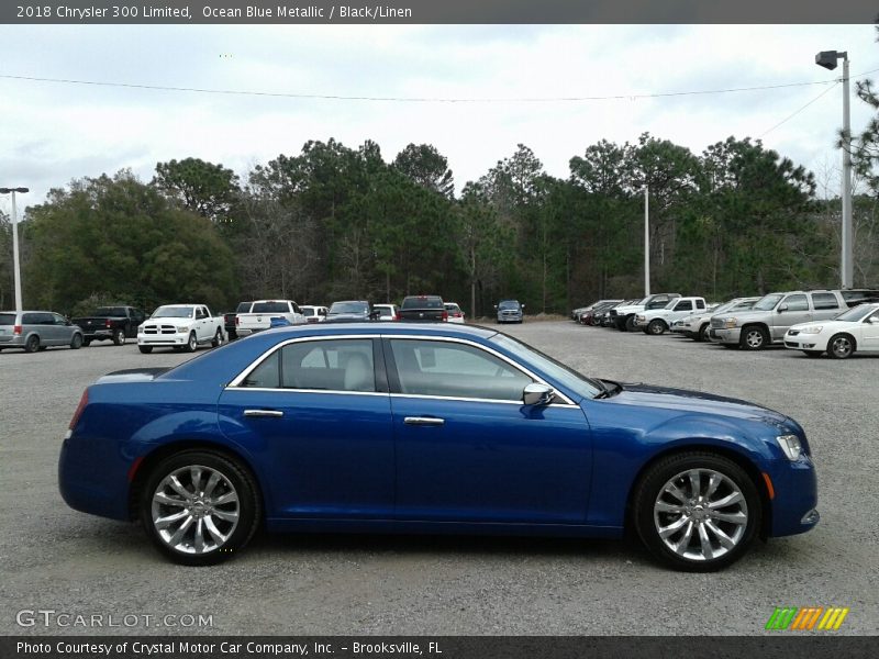 Ocean Blue Metallic / Black/Linen 2018 Chrysler 300 Limited