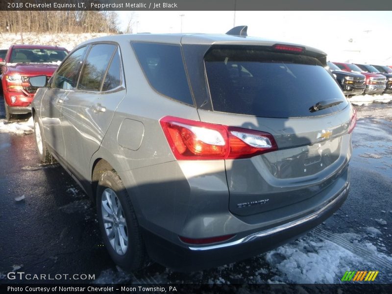 Pepperdust Metallic / Jet Black 2018 Chevrolet Equinox LT