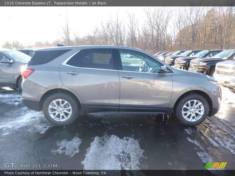 Pepperdust Metallic / Jet Black 2018 Chevrolet Equinox LT