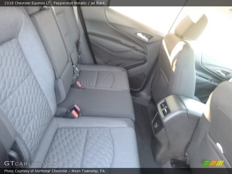 Pepperdust Metallic / Jet Black 2018 Chevrolet Equinox LT