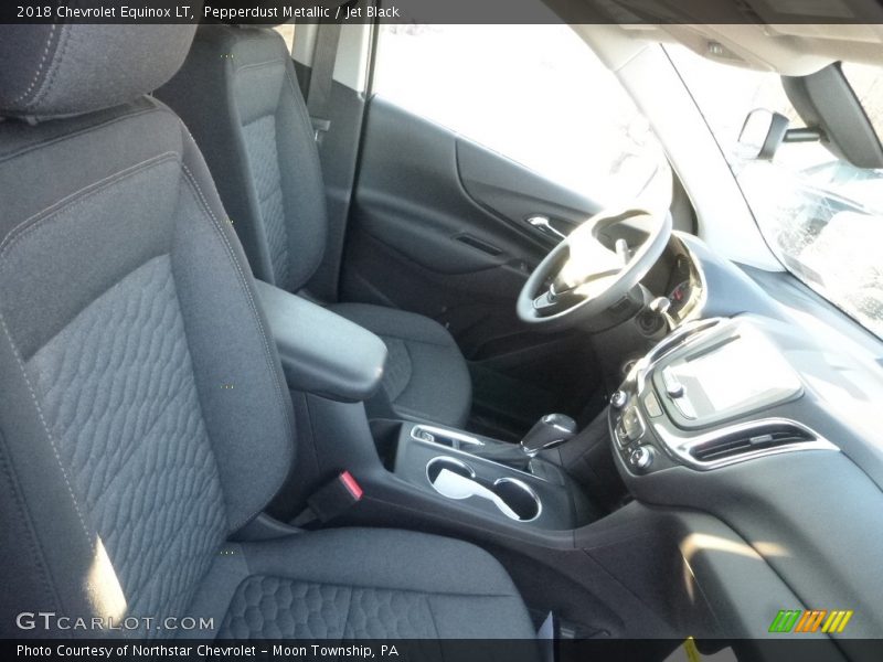 Pepperdust Metallic / Jet Black 2018 Chevrolet Equinox LT
