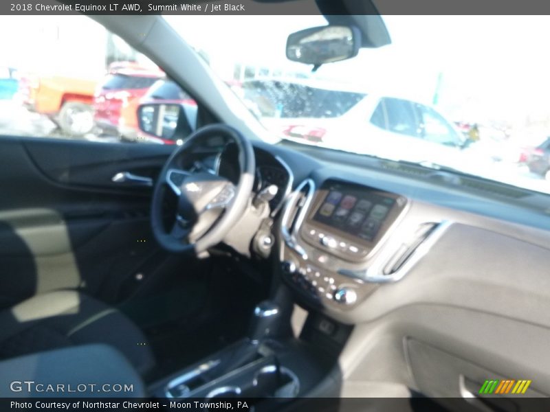 Summit White / Jet Black 2018 Chevrolet Equinox LT AWD