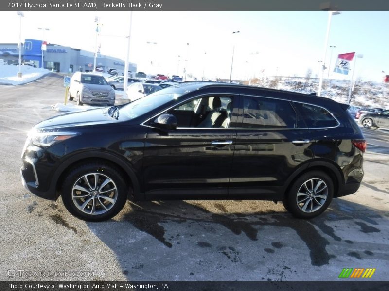 Becketts Black / Gray 2017 Hyundai Santa Fe SE AWD