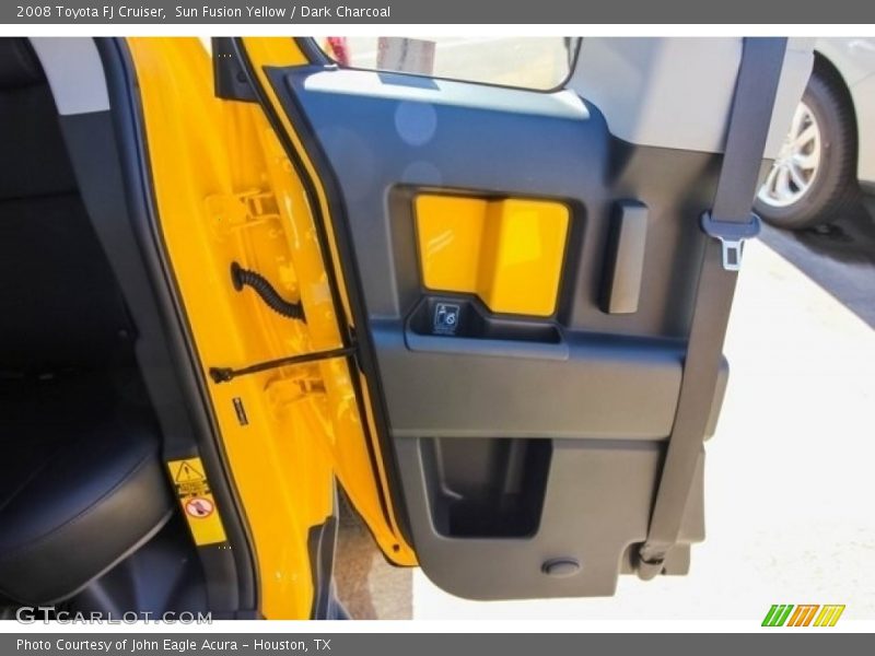 Sun Fusion Yellow / Dark Charcoal 2008 Toyota FJ Cruiser