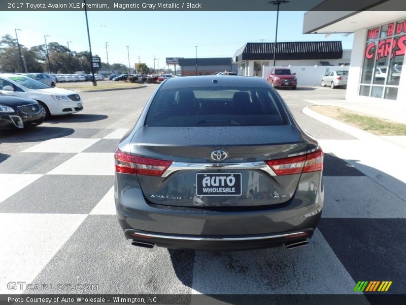 Magnetic Gray Metallic / Black 2017 Toyota Avalon XLE Premium