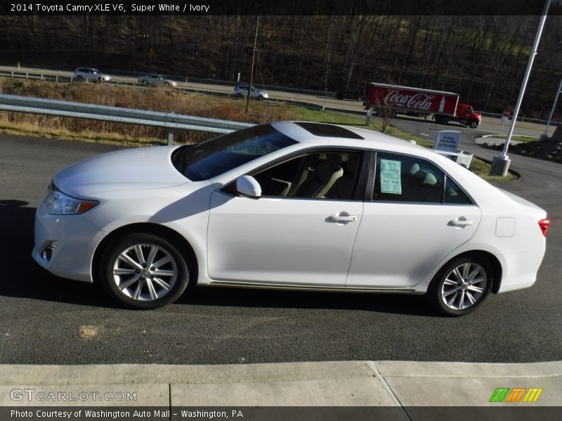 Super White / Ivory 2014 Toyota Camry XLE V6