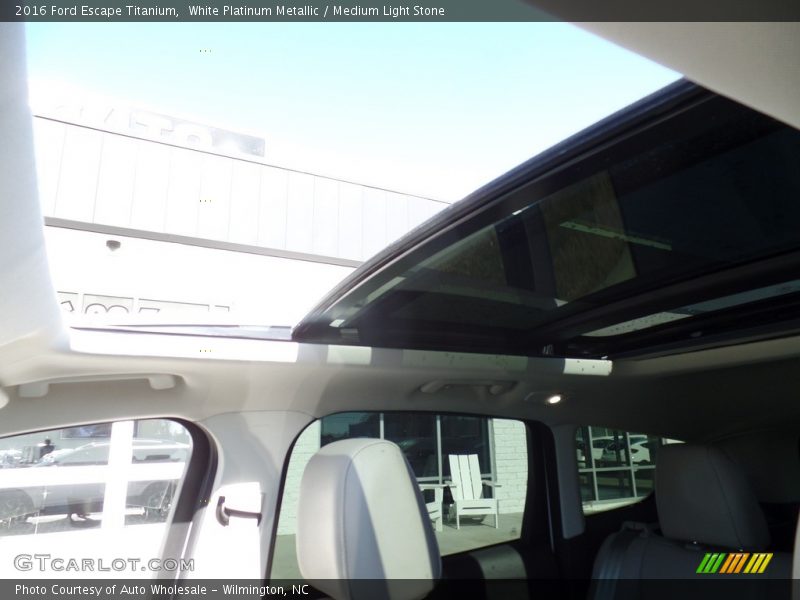 White Platinum Metallic / Medium Light Stone 2016 Ford Escape Titanium