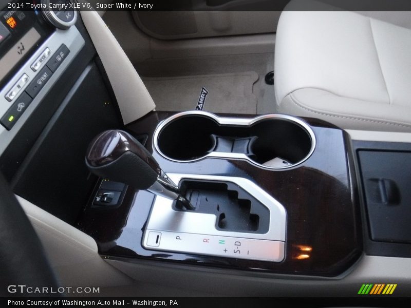 Super White / Ivory 2014 Toyota Camry XLE V6