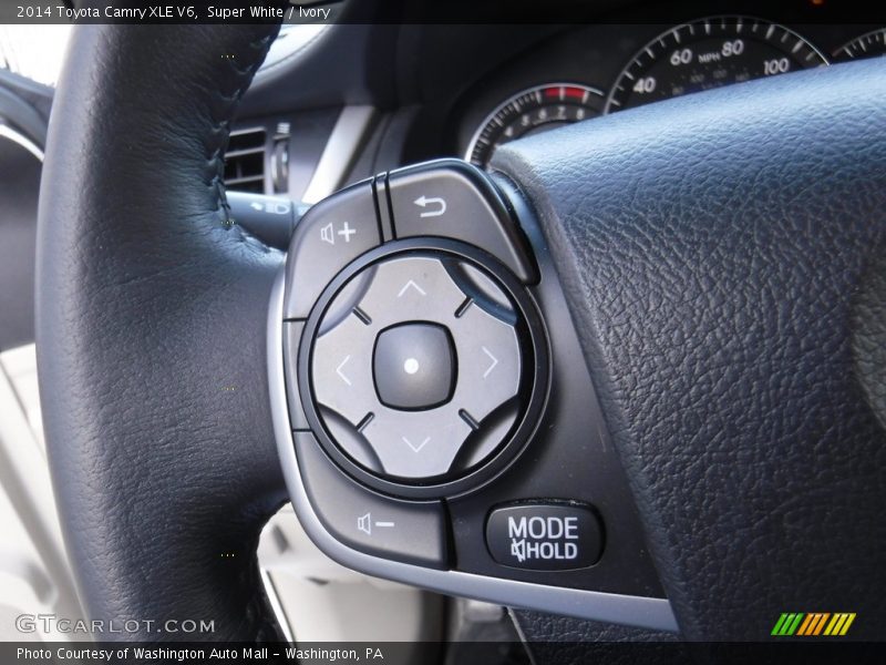 Super White / Ivory 2014 Toyota Camry XLE V6