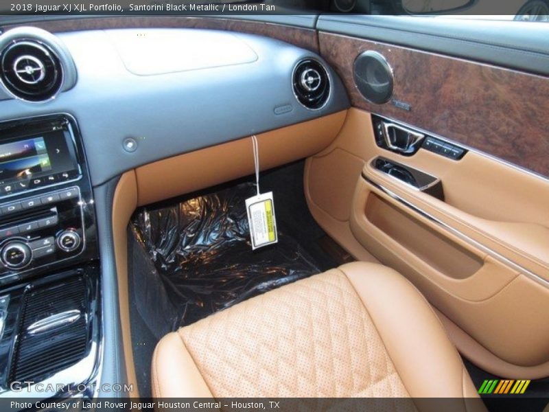 Santorini Black Metallic / London Tan 2018 Jaguar XJ XJL Portfolio