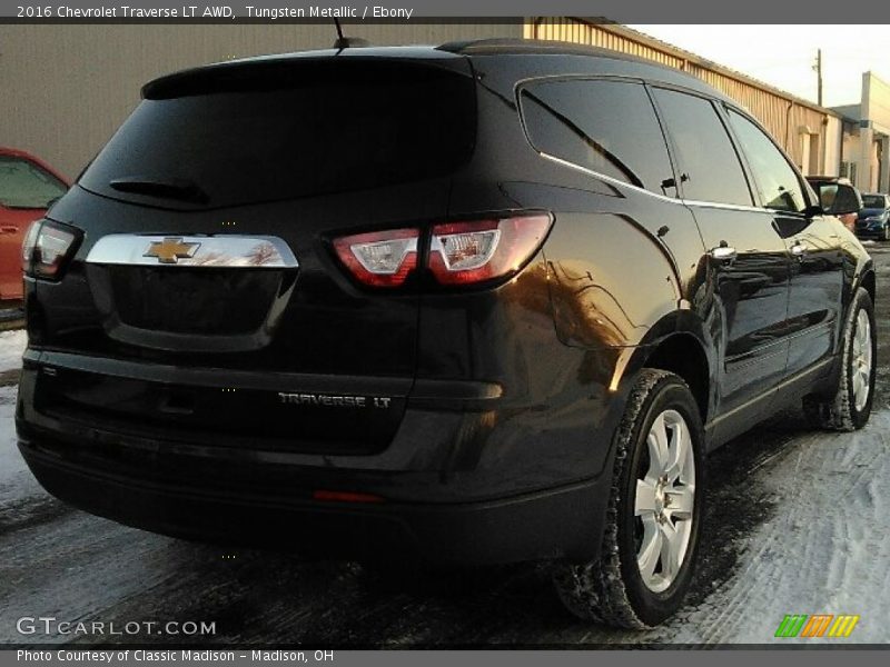 Tungsten Metallic / Ebony 2016 Chevrolet Traverse LT AWD
