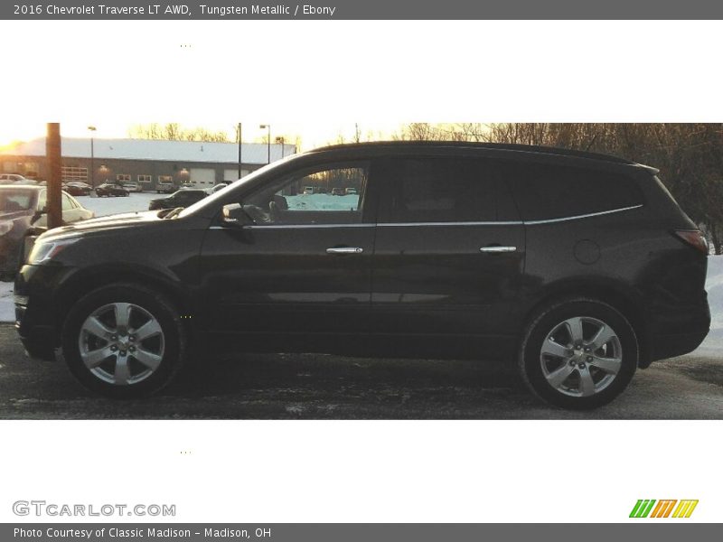 Tungsten Metallic / Ebony 2016 Chevrolet Traverse LT AWD