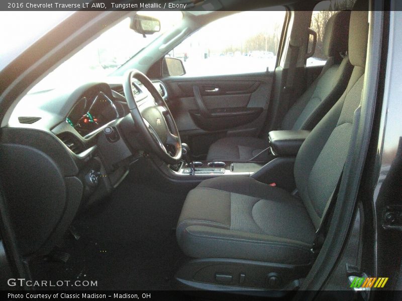 Tungsten Metallic / Ebony 2016 Chevrolet Traverse LT AWD