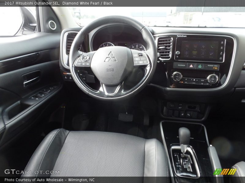 Dashboard of 2017 Outlander SEL