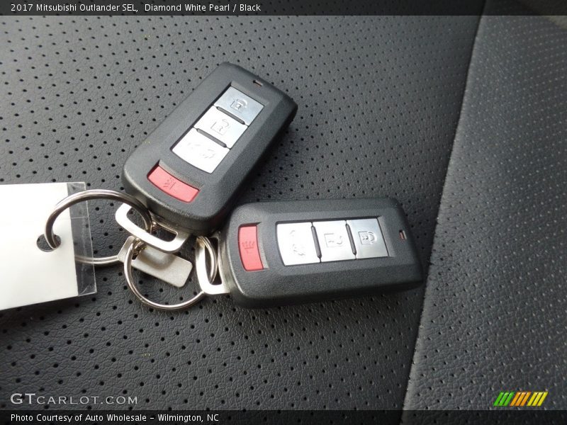 Keys of 2017 Outlander SEL