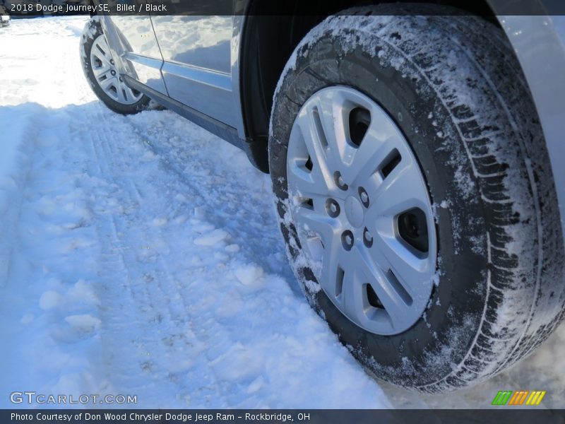 Billet / Black 2018 Dodge Journey SE