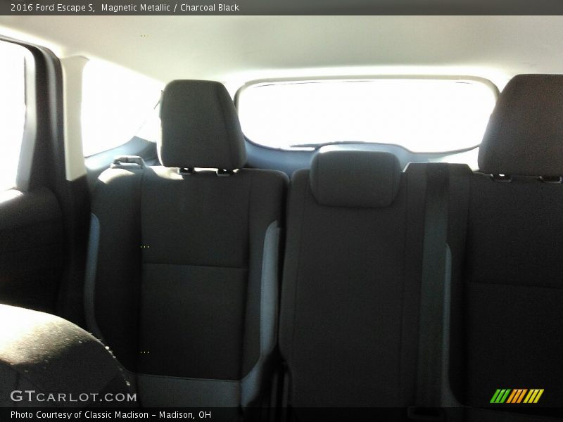Magnetic Metallic / Charcoal Black 2016 Ford Escape S