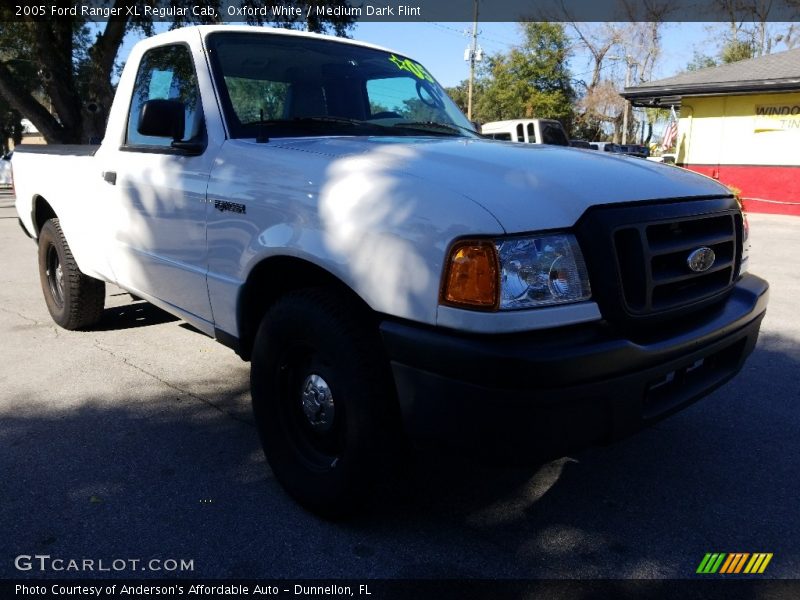 Oxford White / Medium Dark Flint 2005 Ford Ranger XL Regular Cab