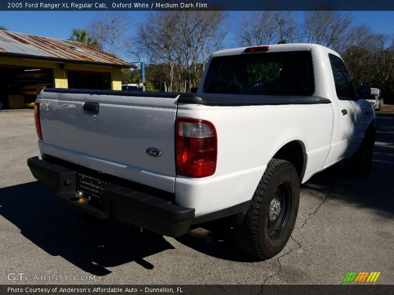 Oxford White / Medium Dark Flint 2005 Ford Ranger XL Regular Cab