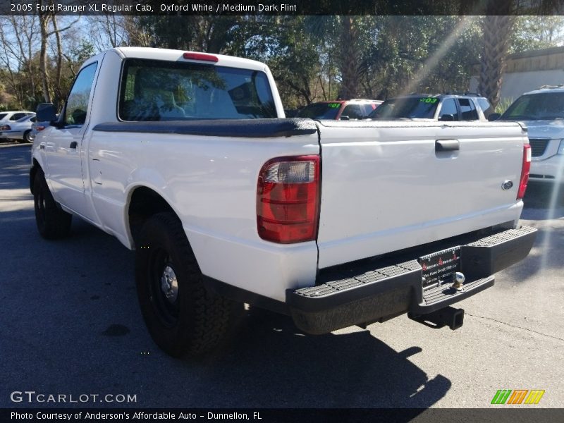 Oxford White / Medium Dark Flint 2005 Ford Ranger XL Regular Cab