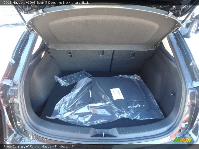 Jet Black Mica / Black 2018 Mazda MAZDA3 Sport 5 Door