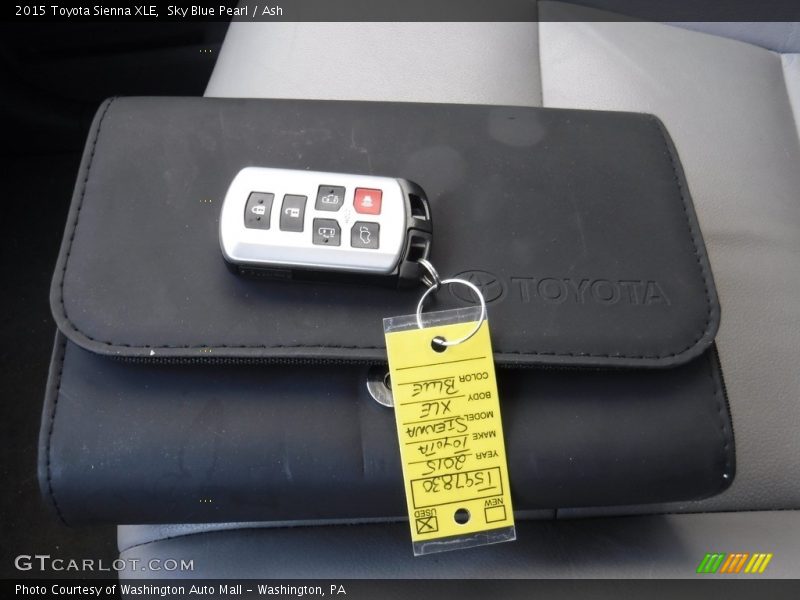 Sky Blue Pearl / Ash 2015 Toyota Sienna XLE