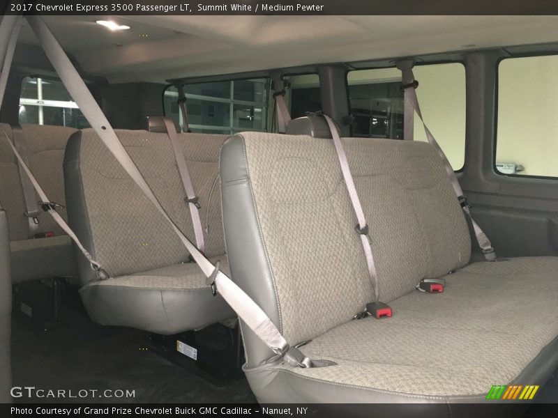 Summit White / Medium Pewter 2017 Chevrolet Express 3500 Passenger LT