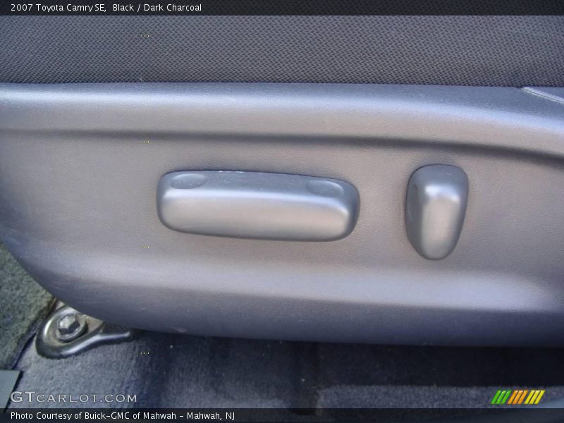 Black / Dark Charcoal 2007 Toyota Camry SE