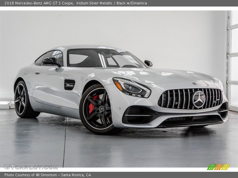 Front 3/4 View of 2018 AMG GT S Coupe