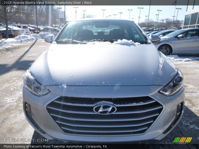 Symphony Silver / Black 2018 Hyundai Elantra Value Edition