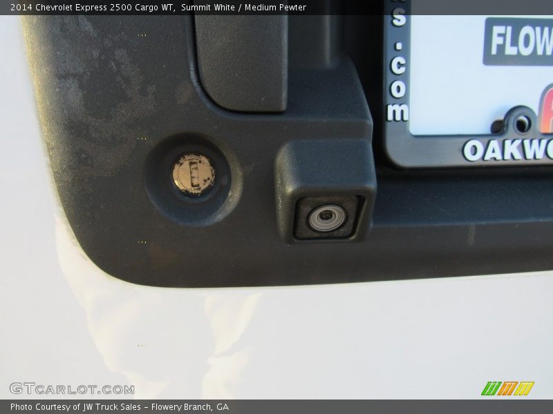 Summit White / Medium Pewter 2014 Chevrolet Express 2500 Cargo WT