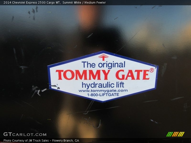 Summit White / Medium Pewter 2014 Chevrolet Express 2500 Cargo WT