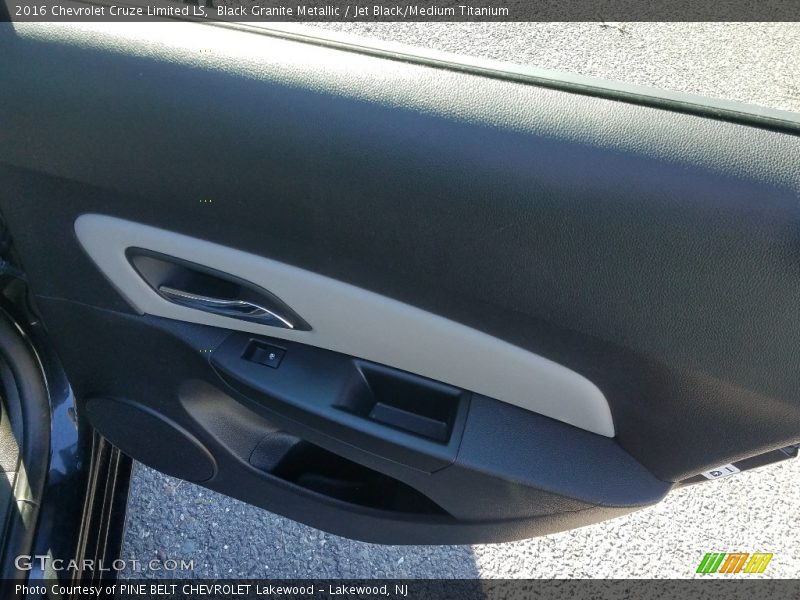 Black Granite Metallic / Jet Black/Medium Titanium 2016 Chevrolet Cruze Limited LS