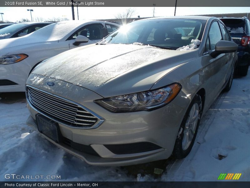 White Gold / Medium Light Stone 2018 Ford Fusion SE
