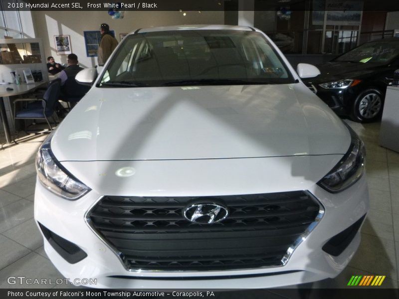 Frost White Pearl / Black 2018 Hyundai Accent SEL