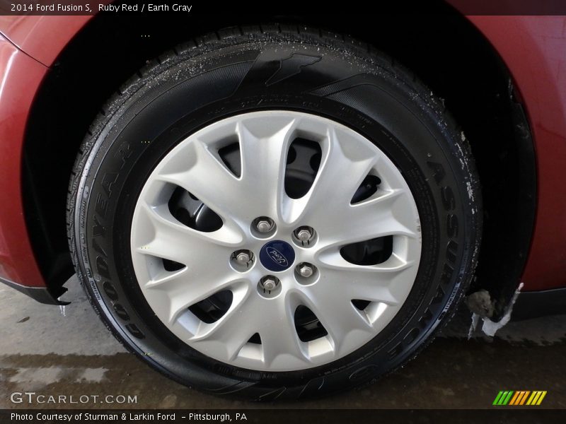 Ruby Red / Earth Gray 2014 Ford Fusion S