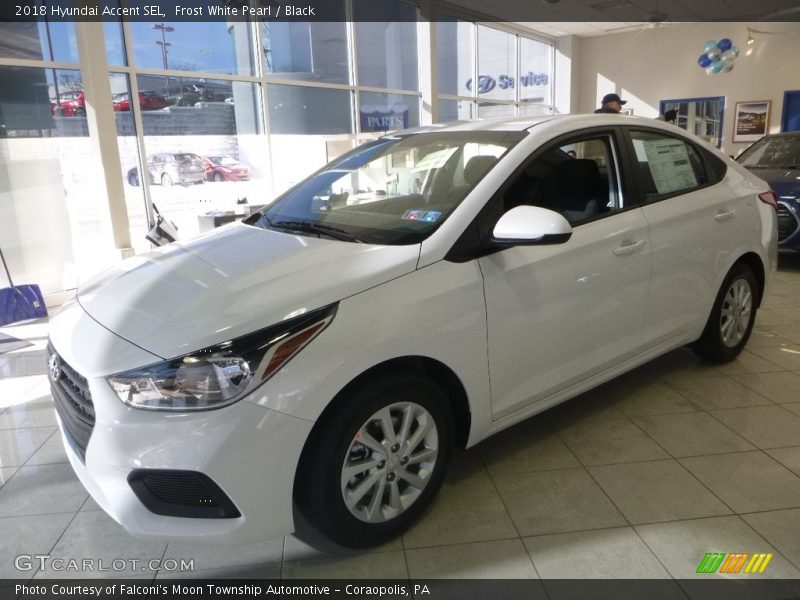 Frost White Pearl / Black 2018 Hyundai Accent SEL