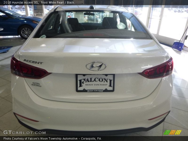 Frost White Pearl / Black 2018 Hyundai Accent SEL