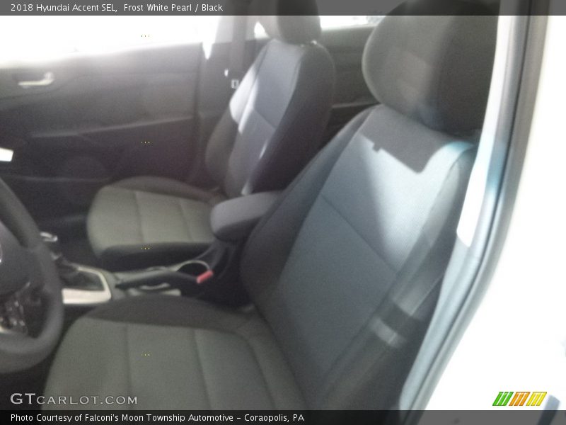 Frost White Pearl / Black 2018 Hyundai Accent SEL