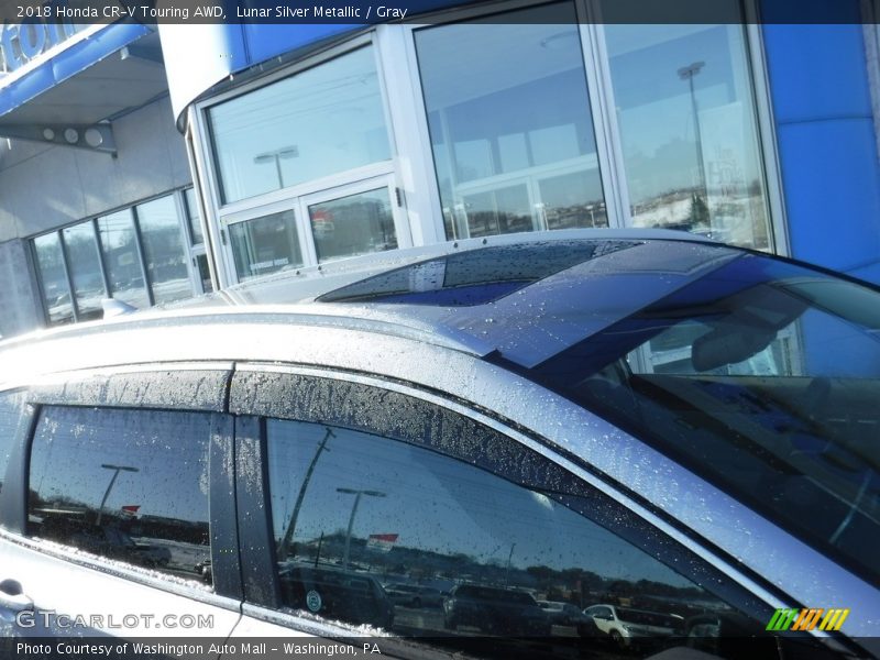Lunar Silver Metallic / Gray 2018 Honda CR-V Touring AWD
